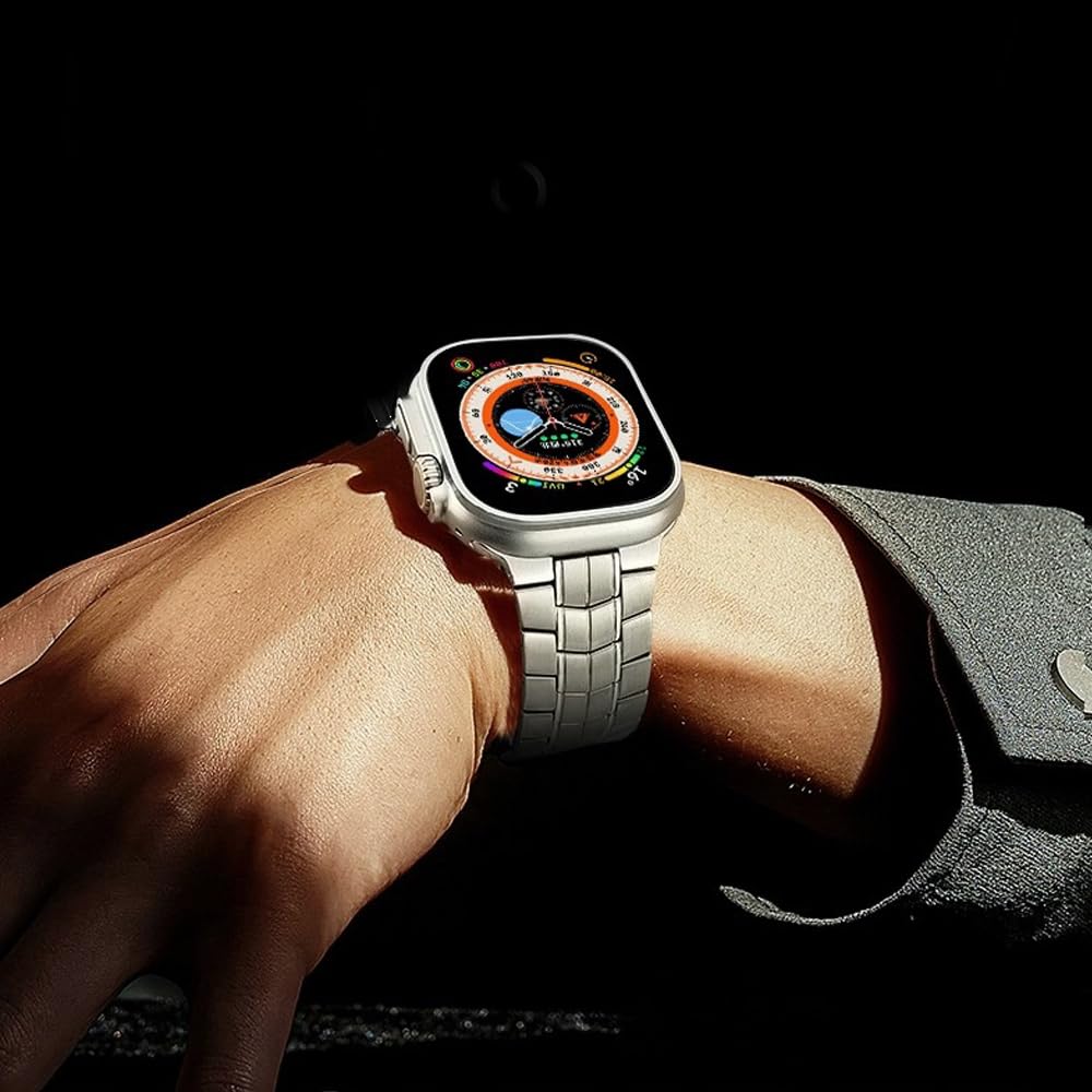 For Apple Watch Ultra 2 Ultra 49mm / 9 8 7 45mm / 6 5 4 SE (2022) SE (2023) SE 44mm / 3 2 1 42mm Titanium Alloy Watch Strap For Apple Watch Ultra 2 Ultra 49mm / 9 8 7 45mm / 6 5 4 SE (2022) SE (2023) SE 44mm / 3 2 1 42mm Titanium Alloy Watch Strap